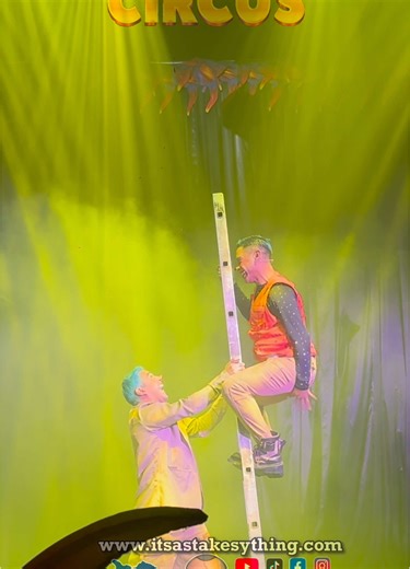 Clowns at Big Kid Circus with a unique way to Climb a Ladder, Clowning around, Ladder fun @Rolando y Matrakita @Big Kid Circus #corcus #clowns #clowningaround #clownsoftiktok #fyi #fyp #itsastakesything