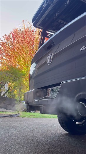 Ram 1500 5.7 hemi muffler delete cold start #coldstart #hemi #mufflerdelete #ram1500