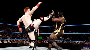 Sheamus vs. Mark Henry: SmackDown - April 27, 2012