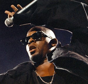 Sinbad Ended His Friendship With R. Kelly When Kelly Married Aaliyah