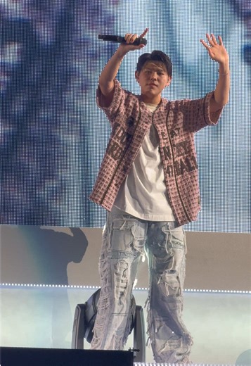 京セラ 0202 いつもBESTYに寄り添ってくれる優しいレオくん🦁