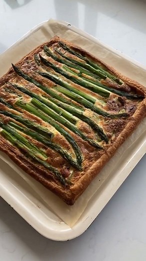 1.3K views | Cooking in the sun means fresh flavours, seasonal ingredients, and family-sized dishes. Rangemaster cookers offer generous oven space and flexible cooking zones, helping you effortlessly create everything from crispy asparagus tarts to zesty lemon desserts. What's on your sunshine menu? | Rangemaster UK | Facebook