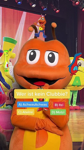 Wahre AIDA Fans wissen sofort die Antwort!😉 Schreibt es uns in die Kommentare!👇 #alleanbord #aidacruises #aidamomente #fyp #traveltok