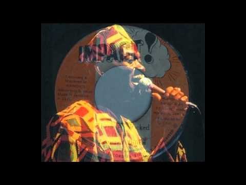 Leonard Dillon - Them A Wicked + Version