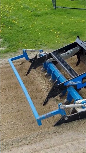 GreatER Bar Leveling Gravel Driveway On Hobby Farm