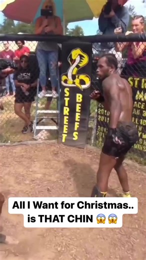 12K views · 191 reactions | He ate it like a Christmas dinner! | Red Corner MMA | Facebook