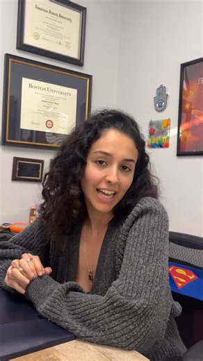 Hillel 818 on Instagram: "It’s a Hanukkah Hebrew word of the week with Raz and the last one of the semester! What words should Raz teach next semester??"