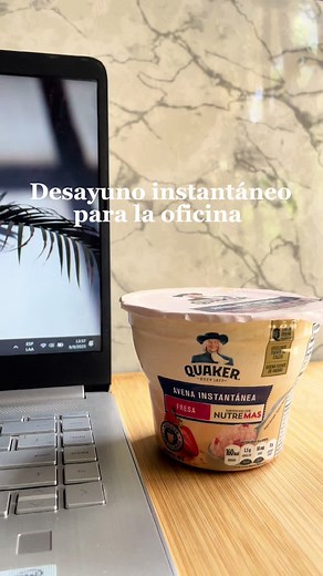 Preparación Rápida de Avena Instantánea Quaker Sabor Fresa