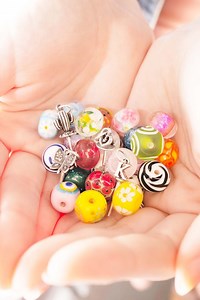 8.3K views · 251 reactions | Choose a finial and select an art glass bead to add a pop of color to your charm bracelet or chain. Create yours at https://bit.ly/3oQXcGl. | James Avery Artisan Jewelry | Facebook