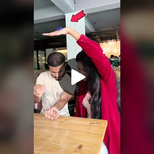 Misdirection #fyp #magic #magictrick