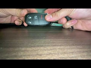 How to replace the key remote control battery on Jeep Compass