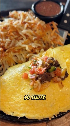 Las Vegas Strip Breakfast Under the Radar… Worth It? 🍳 | Nacho Daddy