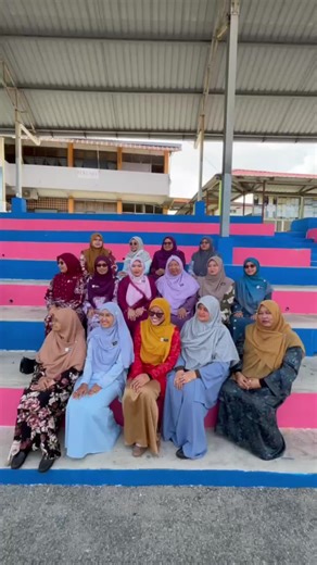 Terimalah #bincangraya versi cikgu waniterrr💅🏻 Kira jadi la ek🤷🏻‍♀️ #smkdhhy #datohebat #sederapmenciptagemilang #terbinamindajuara