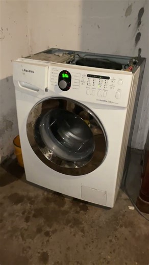 Extreme mega jumping #spin #unbalanced #samsung #jumping