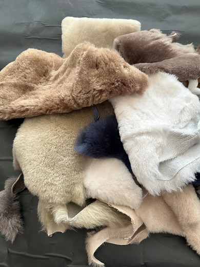 Genuine Sheepskin Scraps, Fur Remnants, Sheepskin Pieces, Scraps for Arts & Crafts and DIY Projects, Sheepskin off Cuts , Craft Supplies - Etsy