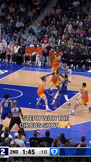 Vintage Steph Curry's Incredible Circus Shot Highlights