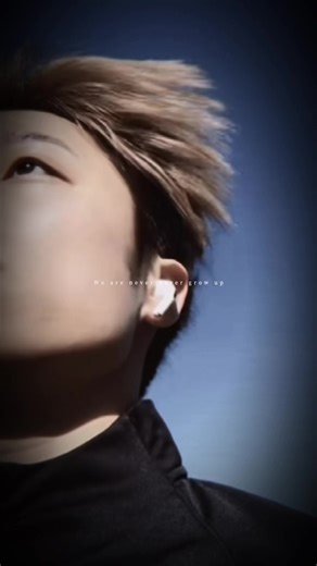 ほかの推しとは全然違うくて。 なーちゃんと付き合ってる頃に何回かハマった人。 でもそれが今は毎日見る推しになったよ🤙🏼❤️ #かける #ライブ配信 #イケメン @かっくん🍻⚽️/115studio代表 @II5Shop @かけまる @かける🍻⚽️/115studio代表