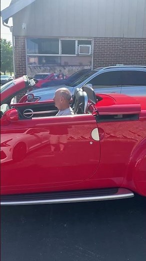 Chevy SSR folding top operation. #ssr