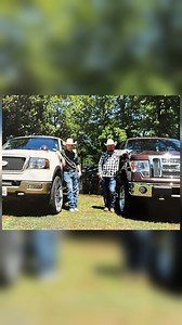 For those loved ones who weren’t able to make it, we’ve created a tribute video highlighting the beautiful service and the incredible life of Jonathan Perez. 🤍🕊️ Every room you walked into lit up, every smile you gave was genuine, and every hug you shared was warm. You were — and still are — deeply loved. With every breath, I’ll continue to speak of your goodness and the amazing person you were. We love you forever, Joni 🤍 A very special thank-you and our deepest gratitude to Iván Zúñiga with