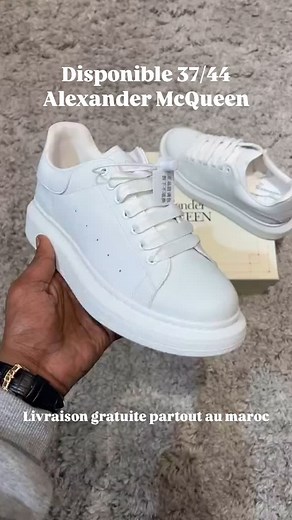 Instagram video by Dunk-Store👟 • Jul 15, 2025 at 12:18 PM