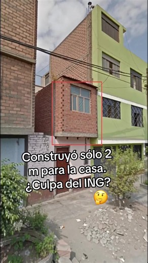 La casa está construida en muy poquito espacio y deberían ampliarla rápidamente #ingeniero #arquitecto #revit #autocad #construction