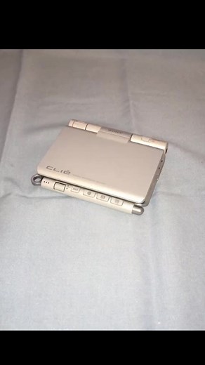 1.8M views · 10K reactions | Sony Clie Retro Item #sony #laptop #unique | ToonDesk | Facebook