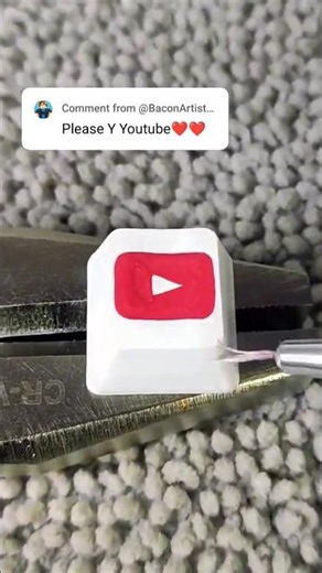 Drawing Y for YouTube but on my custom keyboard! ‪@YouTube‬ #drawing #keycaps #keyboard