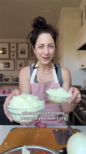 Onion cutting tip #howto #howtocutonions #howtovideo #onions