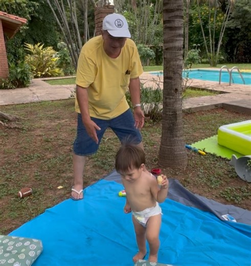 Anabel Angus on Reels