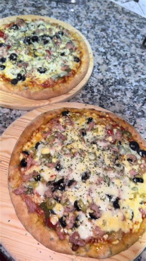 بيتزا سهلة وسريعة: وصفة لذيذة ومبتكرة