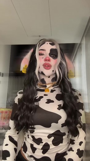 Divertida Maquillaje de Halloween con Tema de Vaca