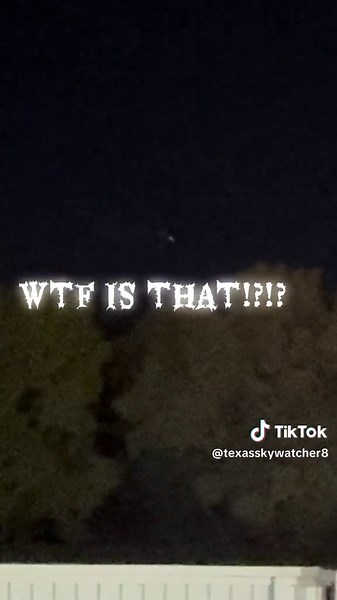 Ok so I have been recording orbs/uap for 11 months. Now these ghost/spirit things keep flying around by me. Super crazy! Look how long it is. wtf is it!!?? #ghost #orb #uap #ufo #diorbag