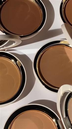 Sunshine, anytime. With @rarebeauty’s Warm Wishes Soft Matte Powder Bronzer, warmth comes in an instant. Designed to deliver warmth from within, this ultra-creamy powder comes in seven shades and pairs perfectly with their new Angled Powder Brush for seamless application. Your shortcut to warmth is now available in-store and online. #Sephorasg #Rarebeauty | SEPHORA