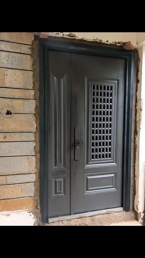 This door might just look like a stylish addition, but it represents so much more. It’s the strong, silent guardian that protects what matters most while adding a touch of elegance to the entryway. The perfect welcome for those who step through 📞0705656565 📩 hello@eurodoor.co.ke