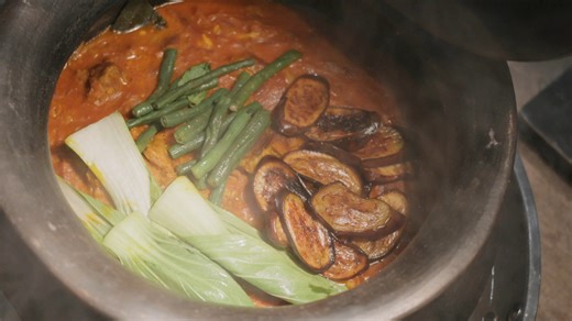 Discover the rich culinary heritage of the Philippines at Kusina Sea Kitchens' Filipino station! From savory to sweet, we've got something for everyone. Don't miss out on this delicious adventure! | Hilton Manila Newport World Resorts