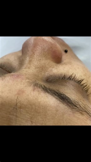 Classic Individual Lashes for Stunning Looks