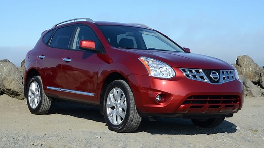 2013 Nissan Rogue SV review: 2013 Nissan Rogue SV