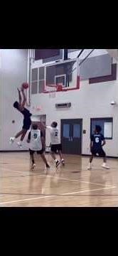 Raphael Thomas drops 30 points in game