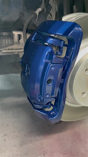 Custom Blue Brake Calipers Transformation