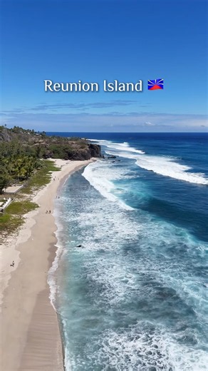 WELCOME TO #REUNION #ISLAND 🇷🇪🏝️ #france #travel #voyage #iledelareunion #reunion #974 #shorts