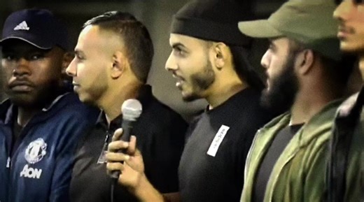 وحنا ؏ دقه قديمهہ...! #عربان_التيكتوك #بنت_ابوها👑🤍 #عشق #شاشه_سوداء #قوه_عباره_شمرها_بتعليق