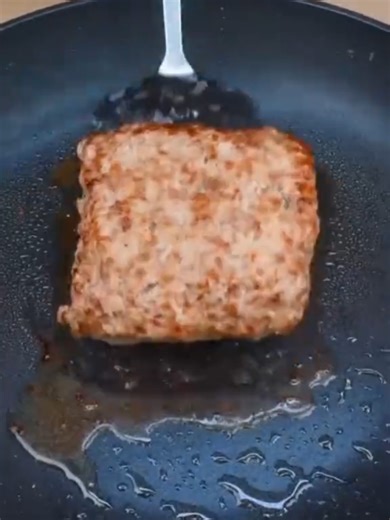 Best Friends' Hilarious Class Laugh Attack