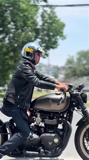 Triumph Bobber 1200 Café Racer Monterrey