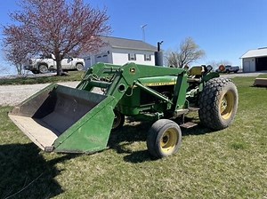 1979 John Deere 2240 2WD Tractor W/Loader | Agriculture