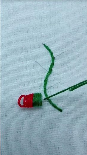 Beautiful flower patterns created using wool thread embroidery techniques #handmade #needlework