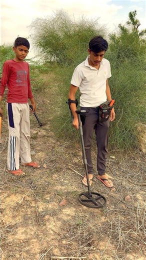 Old house treasure hunt with xp deus 2 metal detector #metaldetector #treasurehunt #shortsfeed