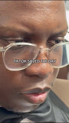 Tying a proper Bow Tie Needs to be a compulsory subject in school 😭 #zimtiktokers🇿🇼🇿🇼🇿🇼 #zimweddings #🇿🇼🇿🇼tiktokin🇿🇦🇿🇦 #zimaussietiktok🇦🇺