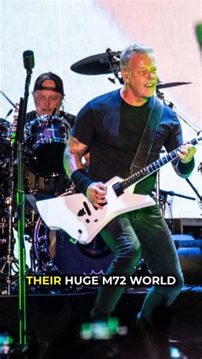 Metallica’s James Hetfield Shows Off Hilarious Kangaroo Costume for Halloween