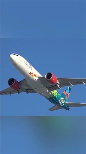 YunExpress/ Central Airlines 777F departing EMA #shorts