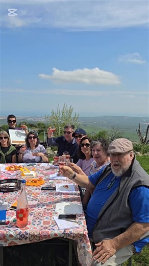 𝗗𝗶𝘀𝗰𝗼𝘃𝗲𝗿 𝘁𝗵𝗲 𝗜𝘁𝗮𝗹𝘆 𝘆𝗼𝘂 𝗱𝗶𝗱𝗻’𝘁 𝗲𝘅𝗽𝗲𝗰𝘁! 🇮🇹✨ Do you want to learn Italian while having fun, experiencing authentic moments, and savoring local culture? 𝗝𝗼𝗶𝗻 𝘂𝘀 𝗶𝗻 𝗔𝗯𝗿𝘂𝘇𝘇𝗼 𝗳𝗼𝗿 𝗼𝘂𝗿 𝗟𝗲𝗮𝗿𝗻 𝗜𝘁𝗮𝗹𝗶𝗮𝗻, 𝗙𝗼𝗼𝗱 & 𝗖𝘂𝗹𝘁𝘂𝗿𝗲 𝗶𝗻 𝗔𝗯𝗿𝘂𝘇𝘇𝗼 𝘁𝗼𝘂𝗿! There’s a different way to learn Italian. Words come to life while cooking together, conversations unfold against authentic landscapes, and traditions become daily experiences. 𝗘𝘃𝗲𝗿𝘆 